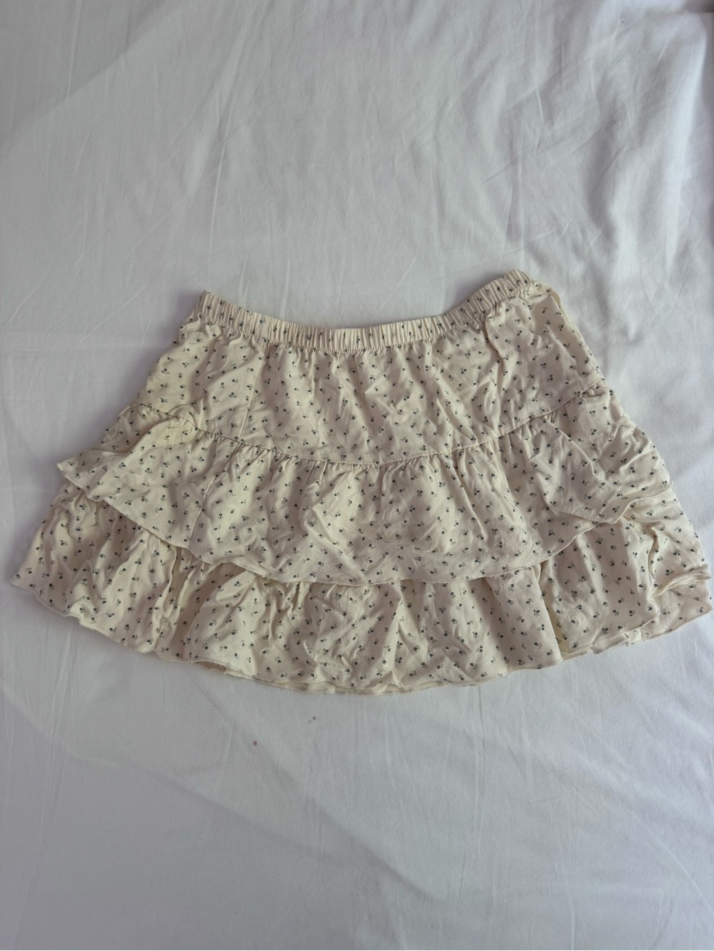 Brandy Melville Cream Floral Ruffle Mini Skirt